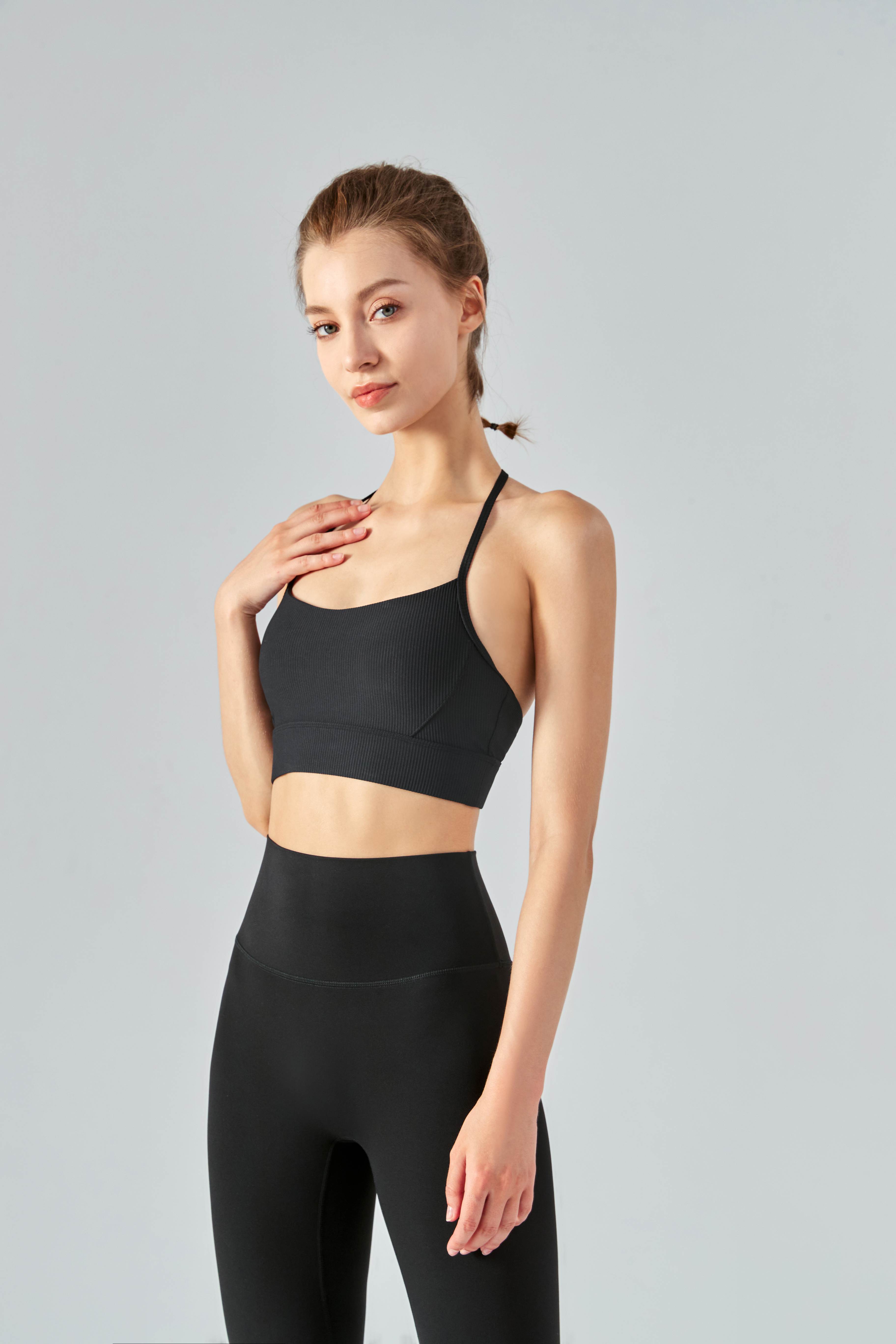 Ribbed Halter Sports Bra