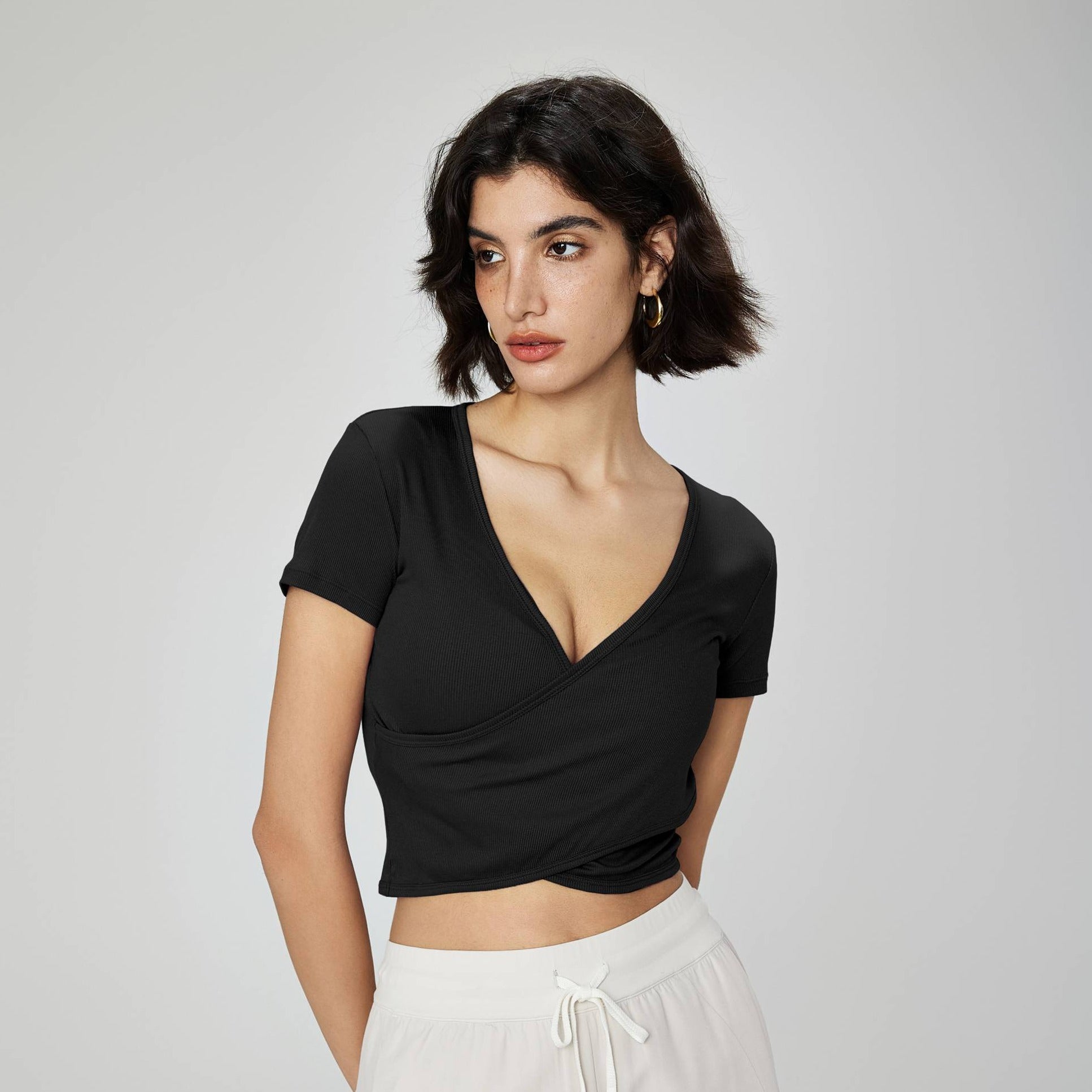 V-Neck Cropped Short Sleeve Sports Top