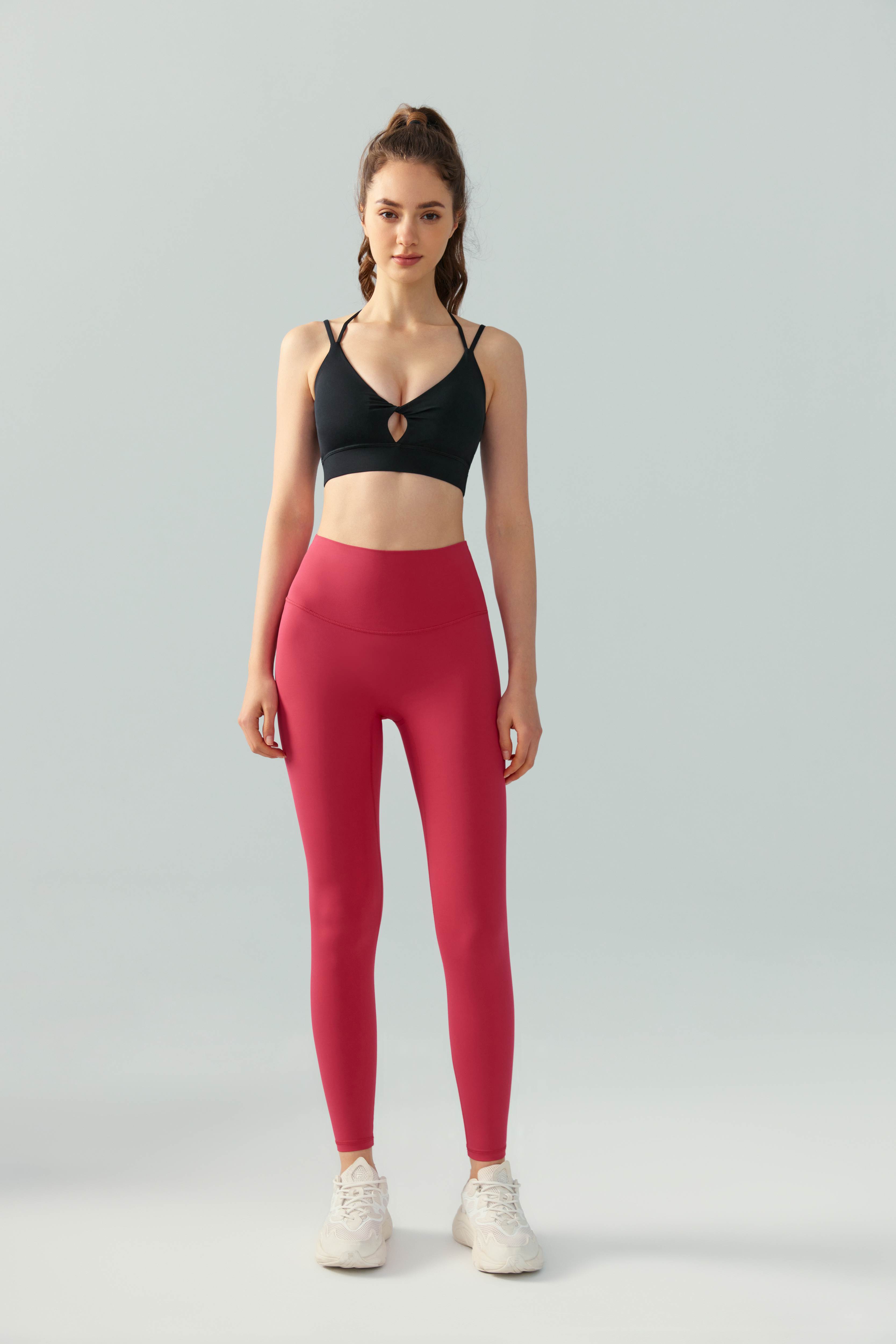 Sexy Cut-Out Front Twist Sports Bra