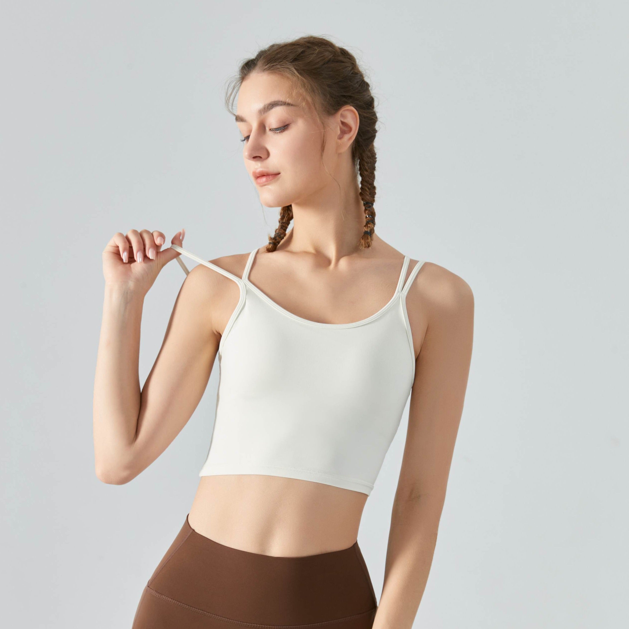 Seamless Sports Bra With Build-In Pads